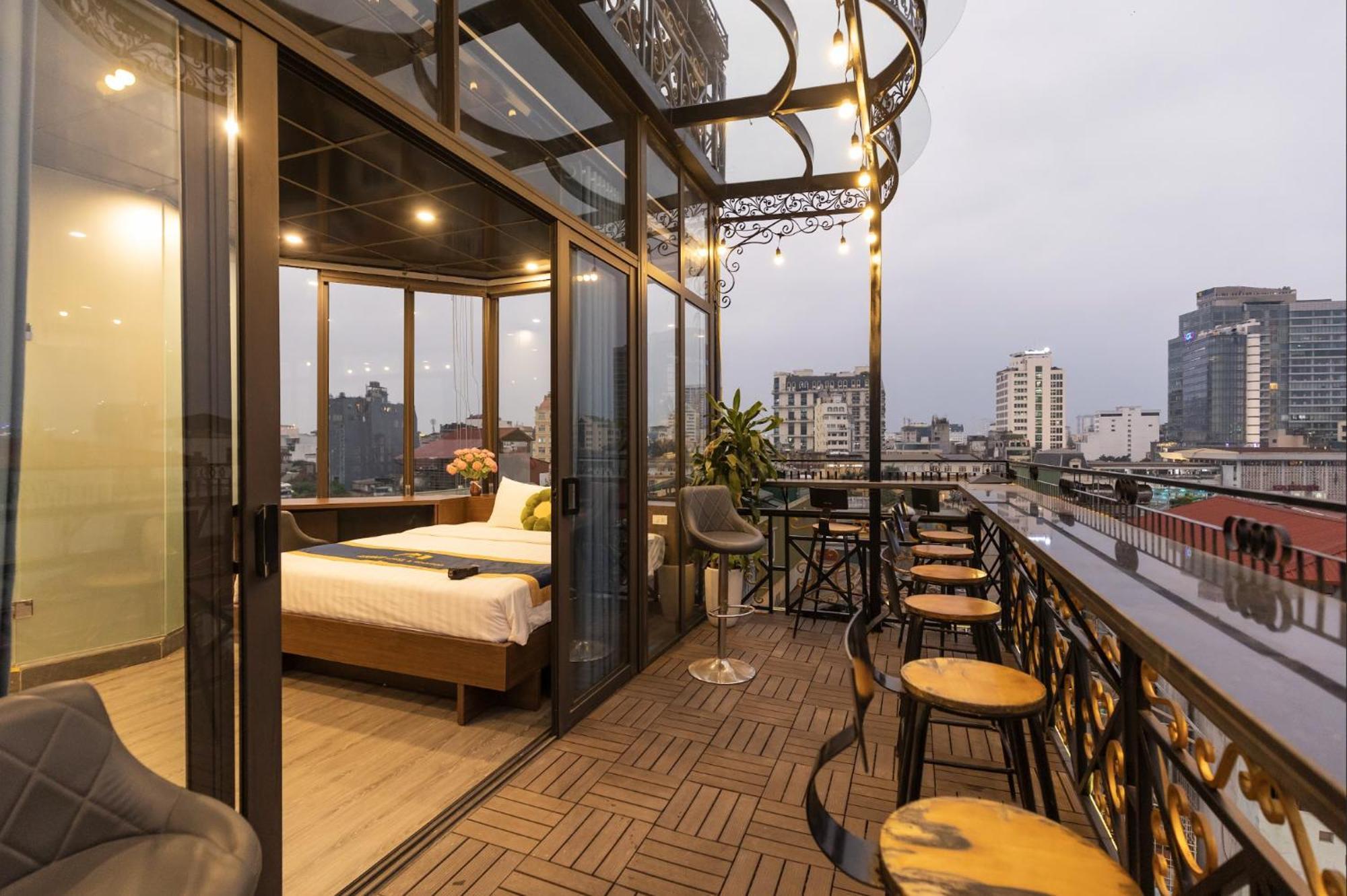 Light House & Rooftop Hanoi Exteriör bild
