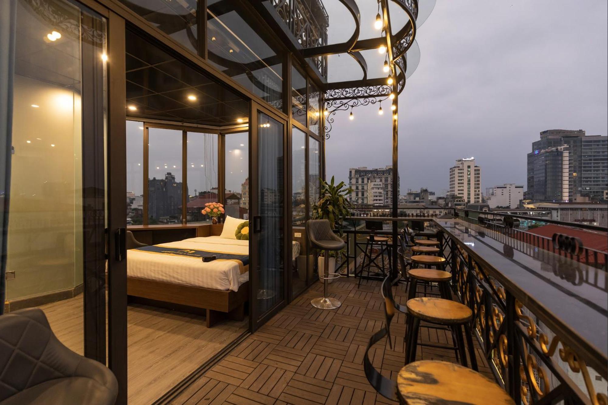 Light House & Rooftop Hanoi Exteriör bild